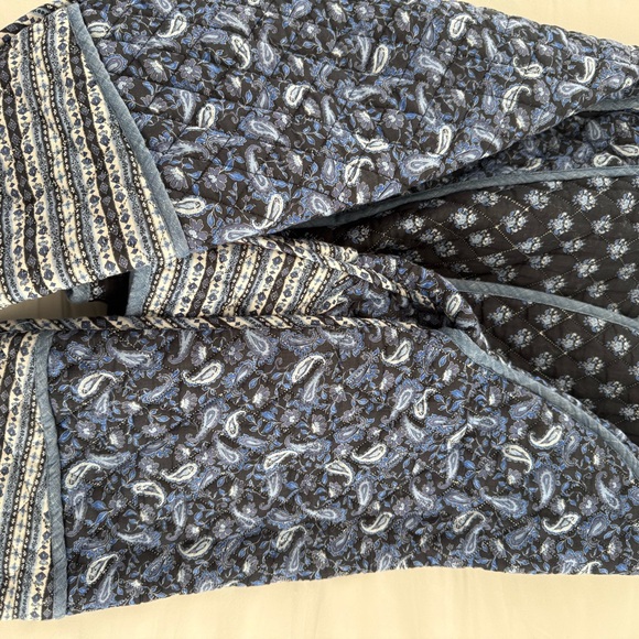 Blue Patterned Quilted Jacket - Picture 7 of 7